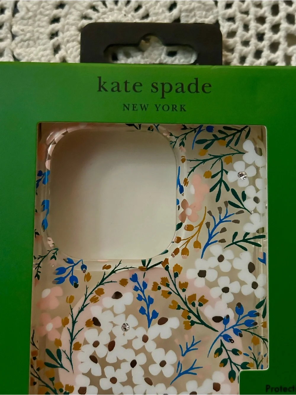 Kate Spade New York iPhone 15 Pro MagSafe Case